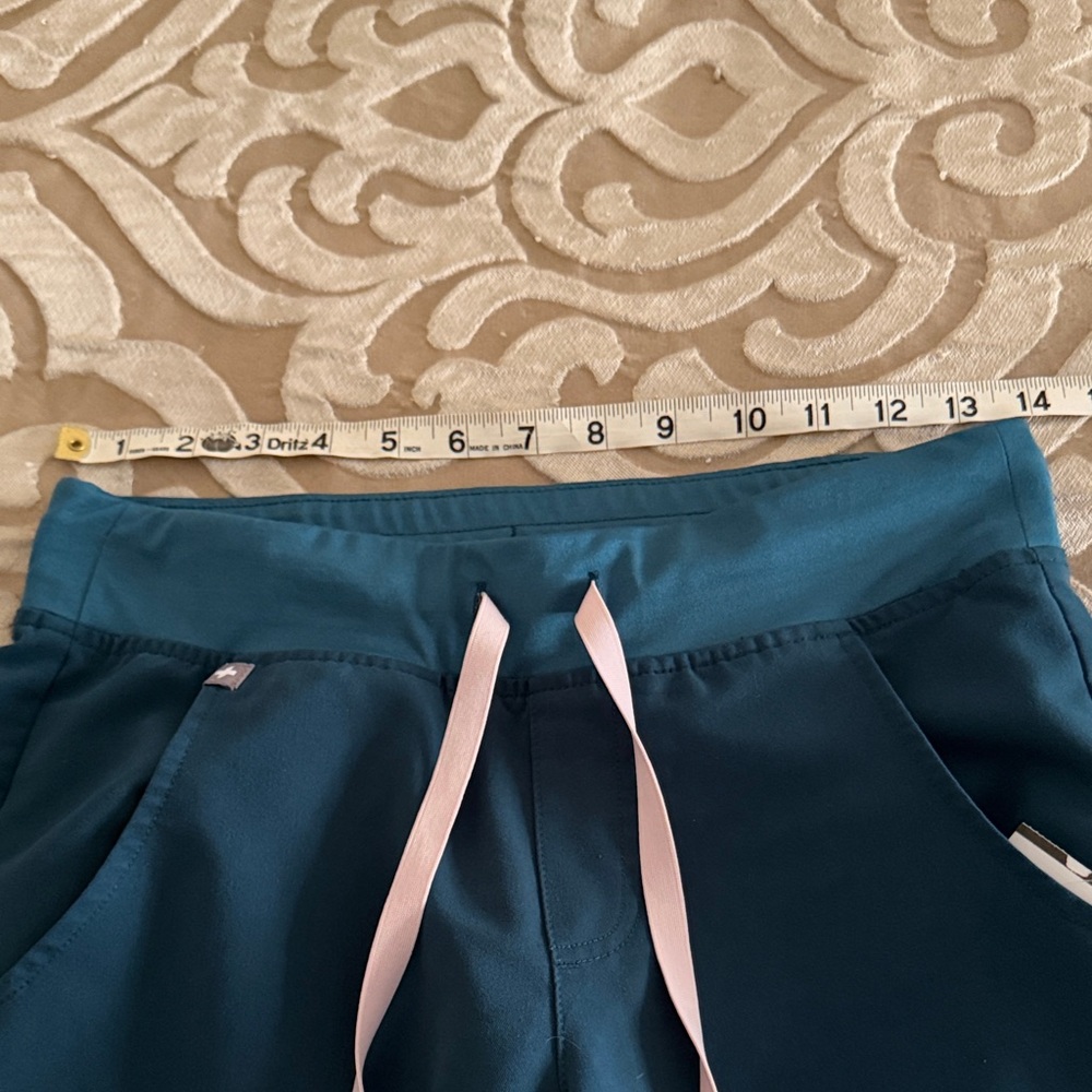 Figs Deep Teal Medical Scrub set - Picture 9 of 9